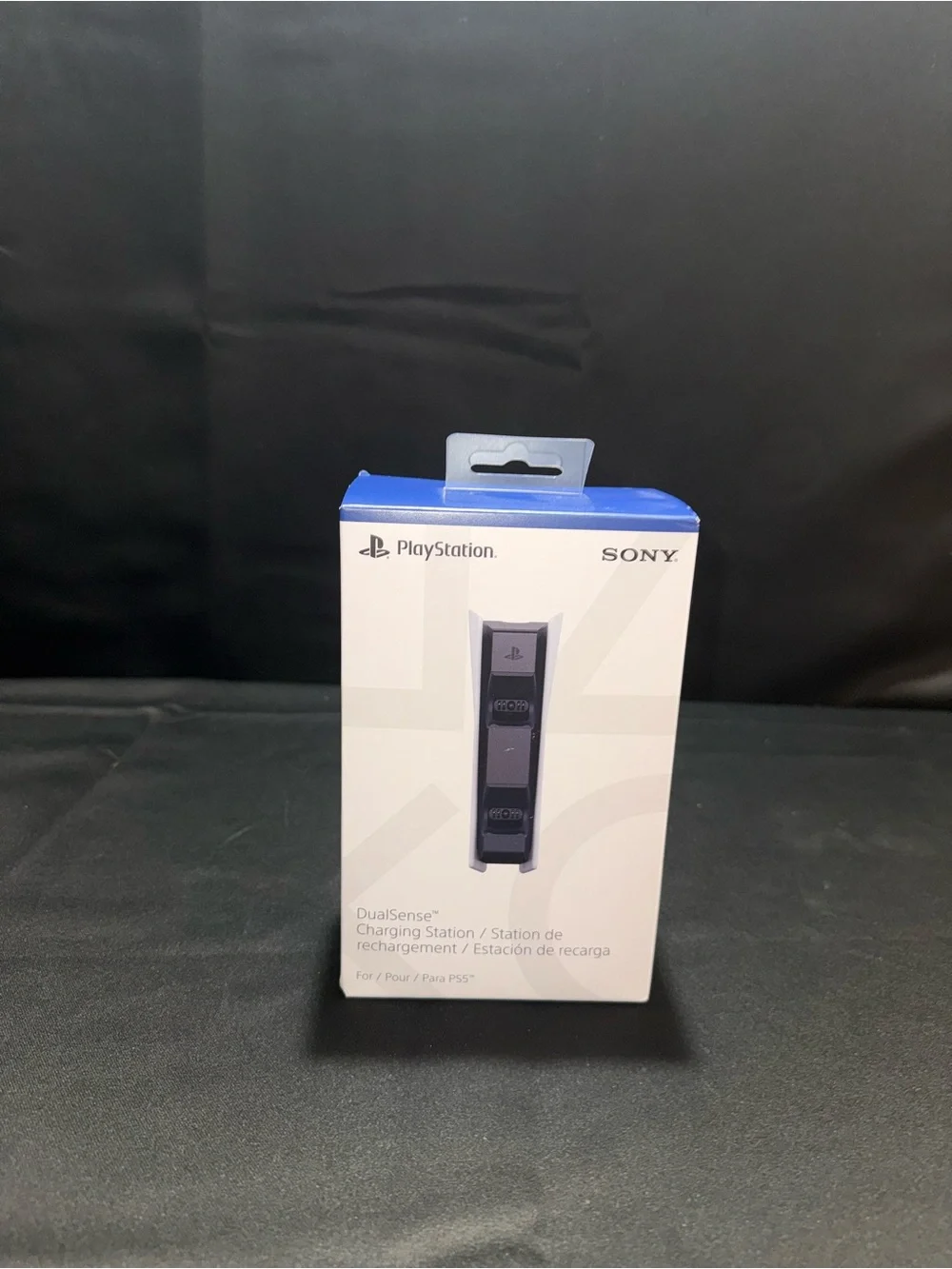 Sony DualSense Charging Station White with Blue Accent
